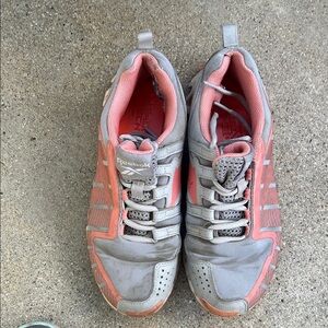 Reebok Women's Gray and Pink Athletic Shoes